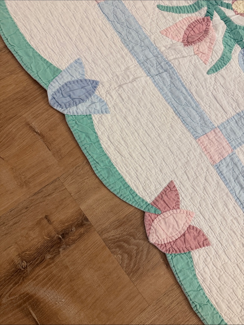 Vintage Pastel Floral Patchwork Quilt - White, Pink, Blue, Yellow, Green - Picture 3 of 3